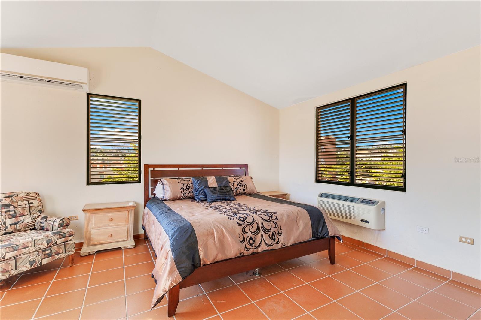 LAS VILLAS EN PALMAS HARBOUR DR #C-1