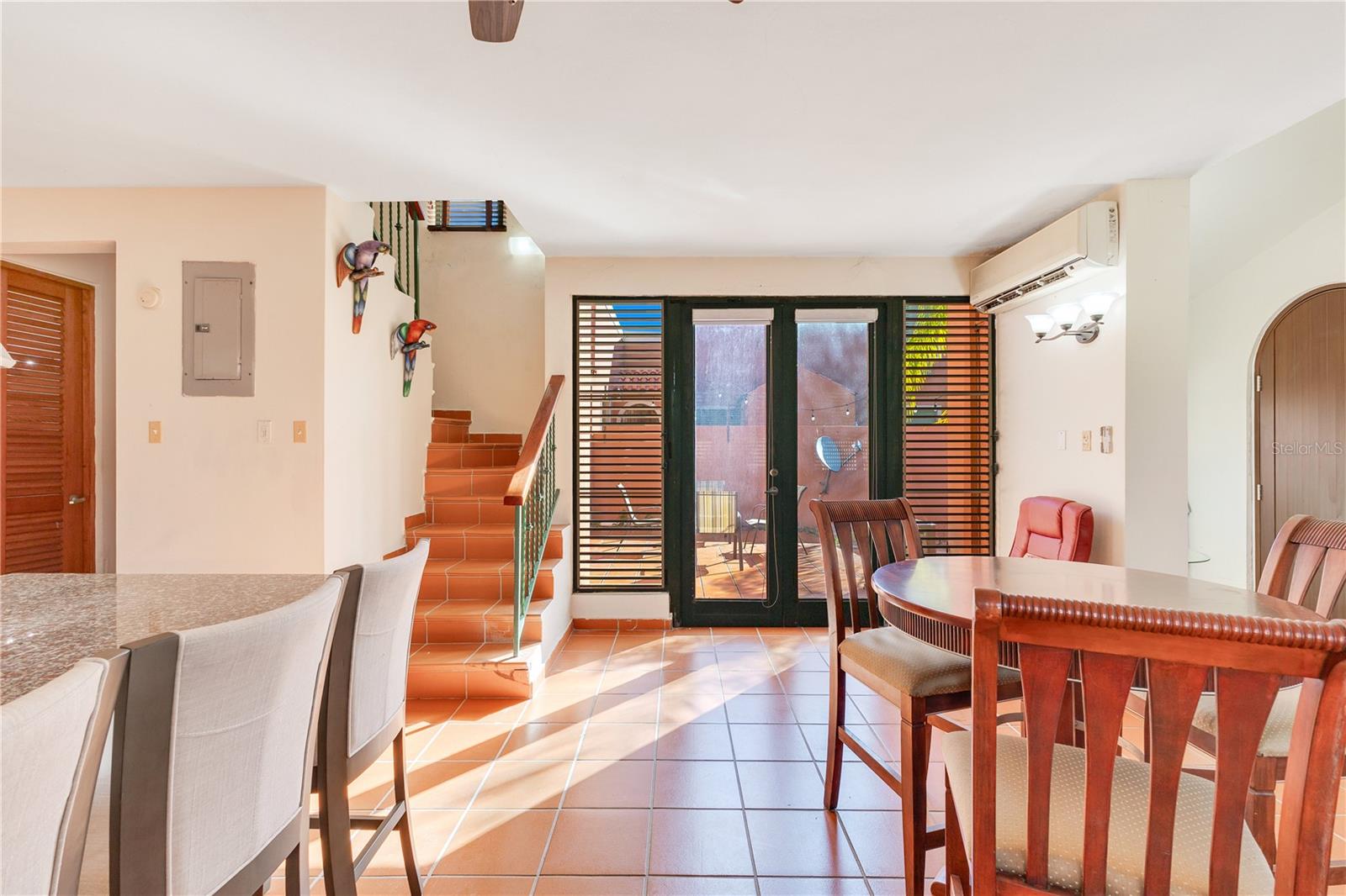 LAS VILLAS EN PALMAS HARBOUR DR #C-1