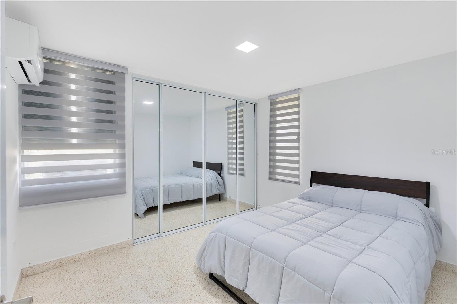 1288 AVE HOSTOS #81