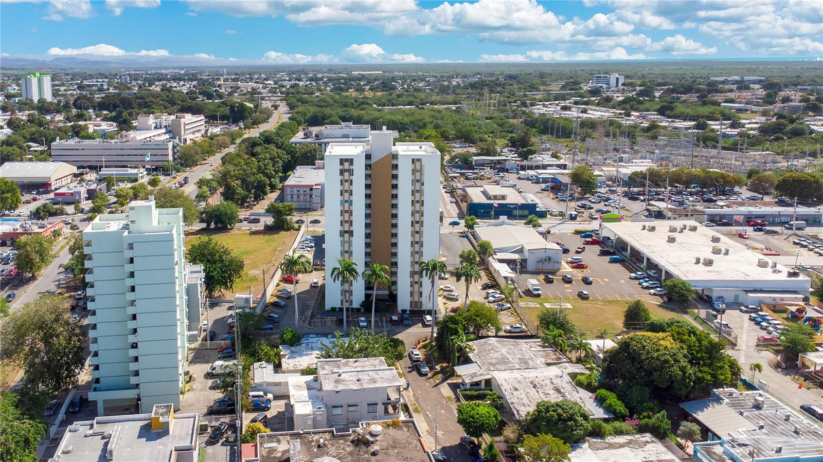 1288 AVE HOSTOS #81