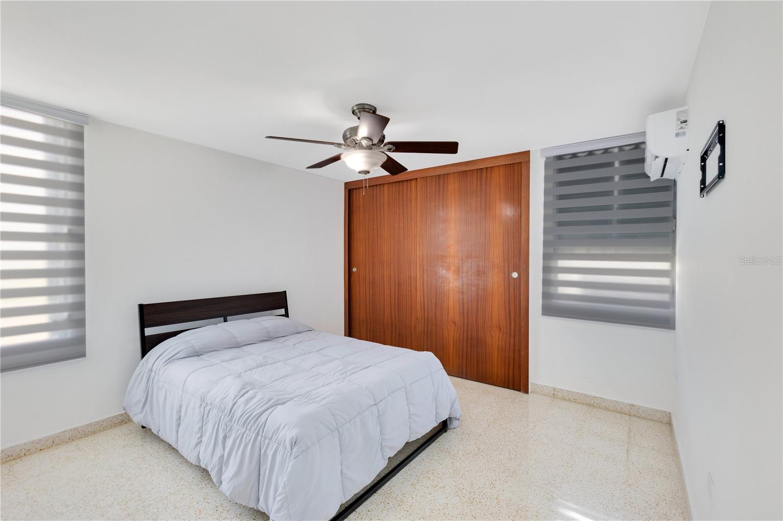 1288 AVE HOSTOS #81