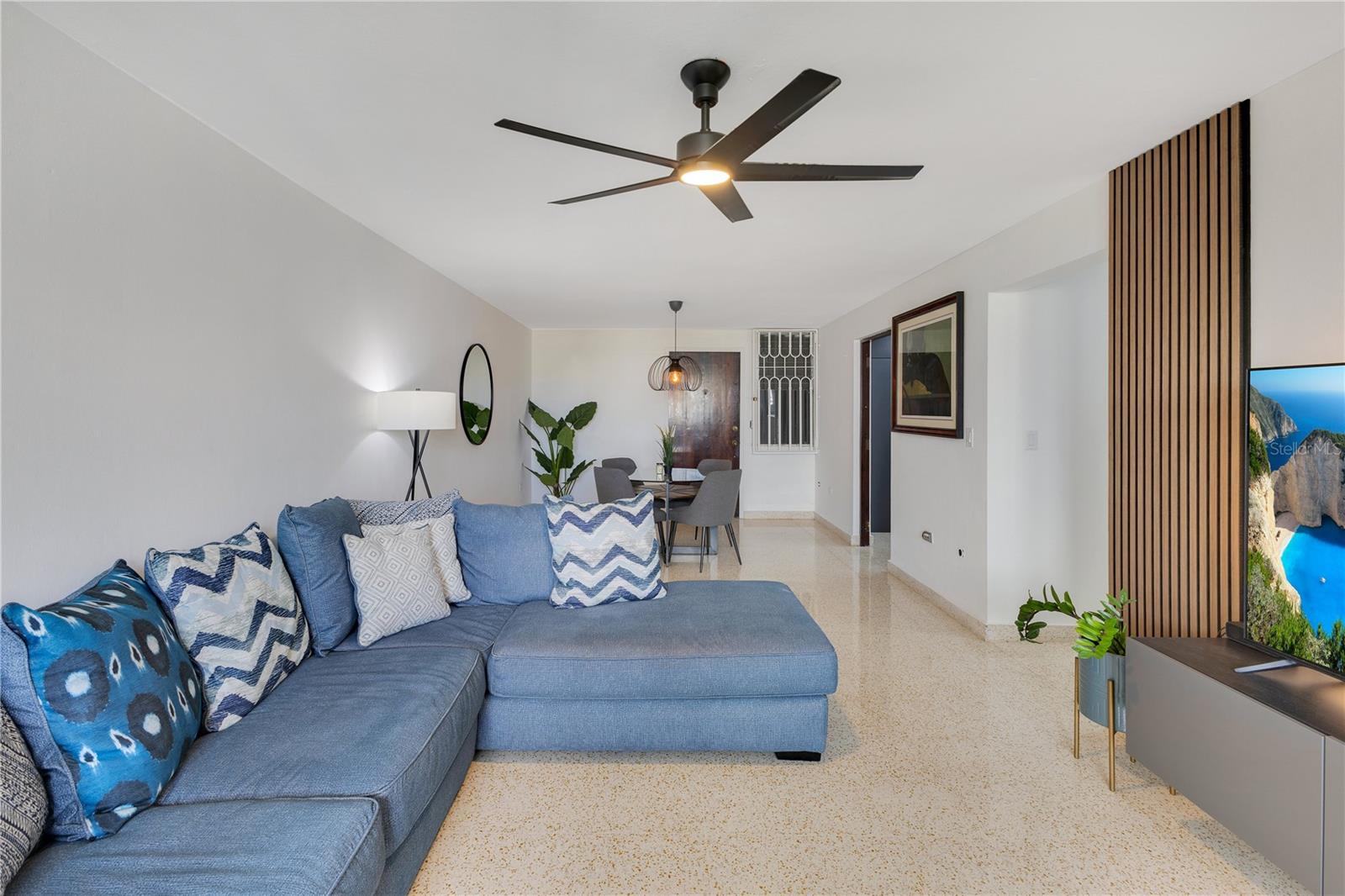 1288 AVE HOSTOS #81