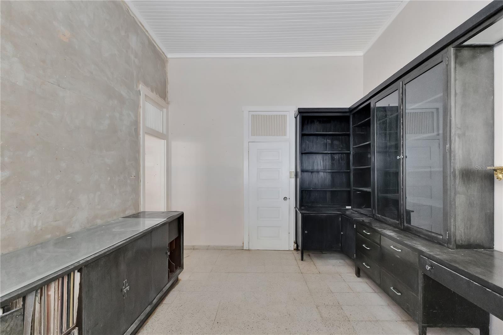 704 CALLE ROOSEVELT MIRAMAR