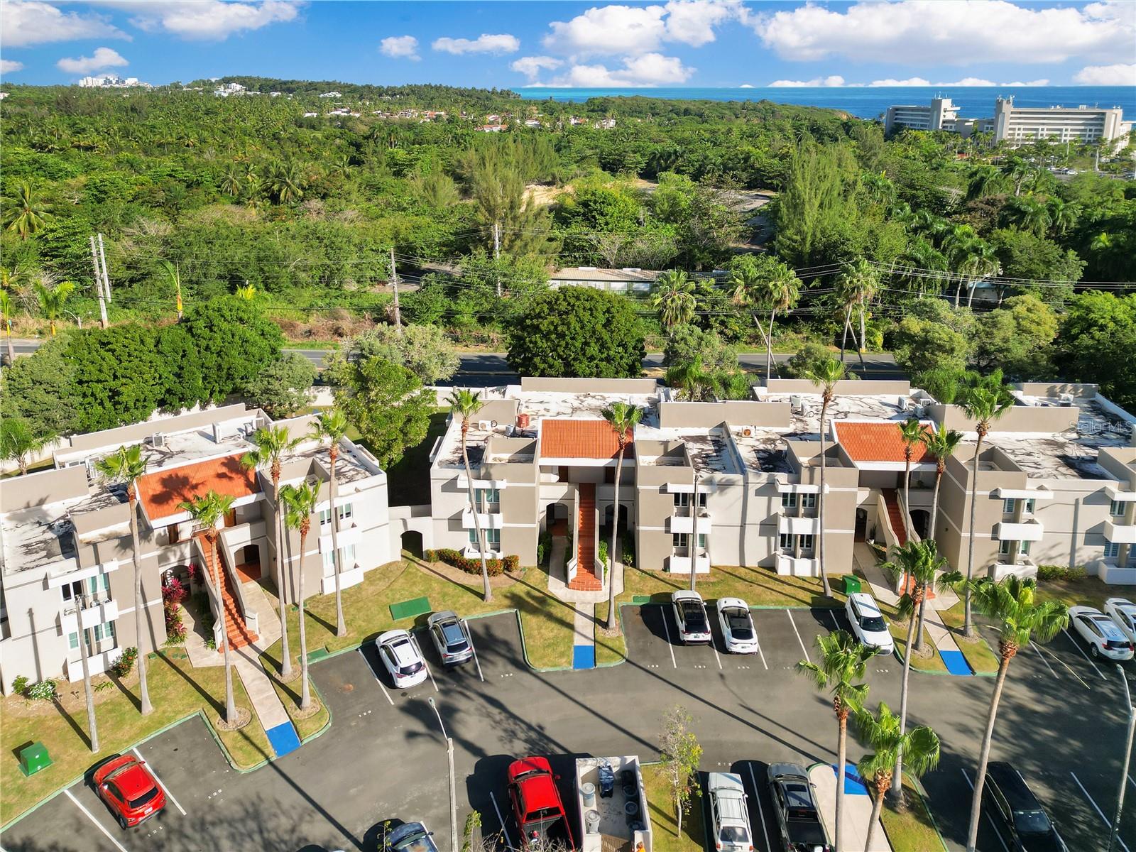 711 N COAST VLG #122