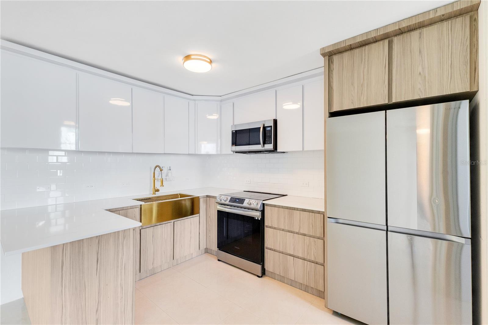 PR-784 COND. RIVER GLANCE #D-105