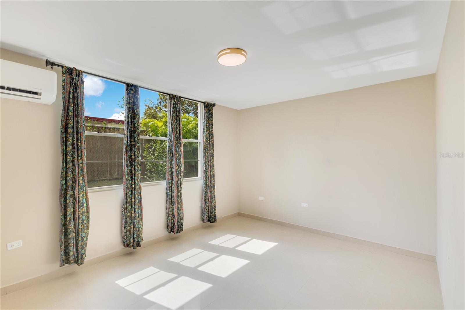 PR-784 COND. RIVER GLANCE #D-105