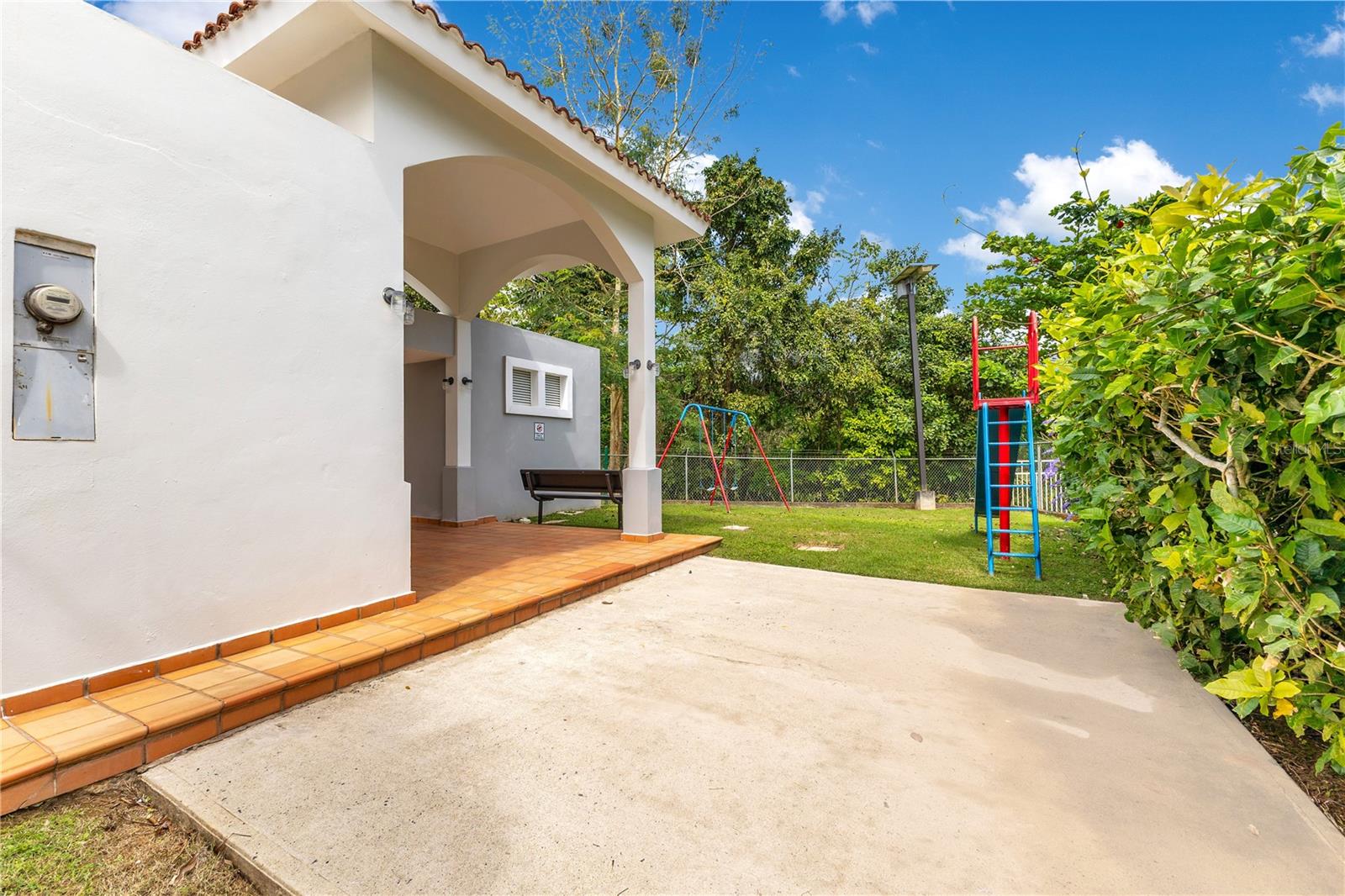 PR-784 COND. RIVER GLANCE #D-105