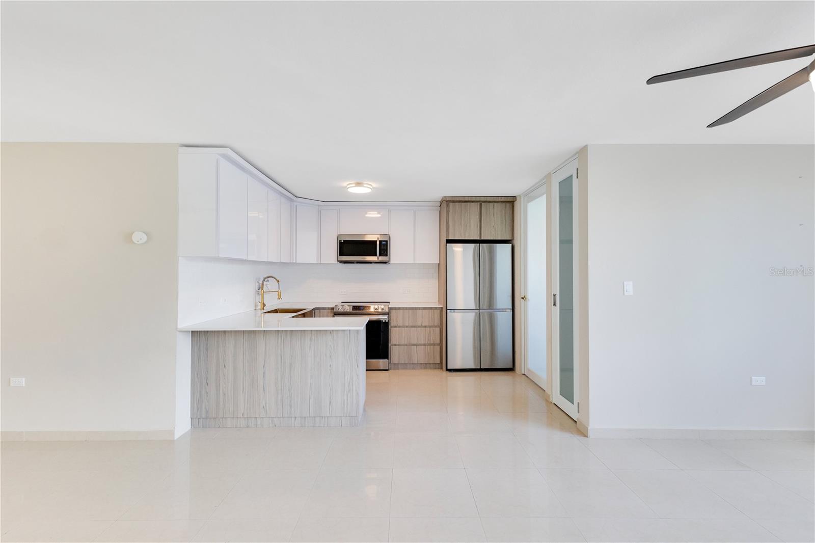 PR-784 COND. RIVER GLANCE #D-105