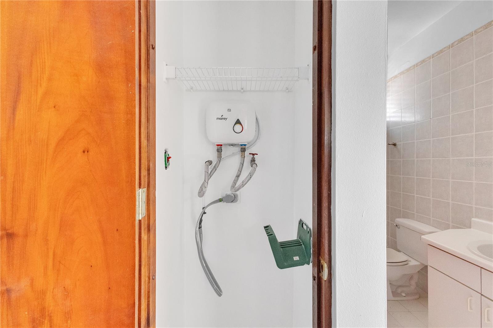 711 N COAST VLG #122