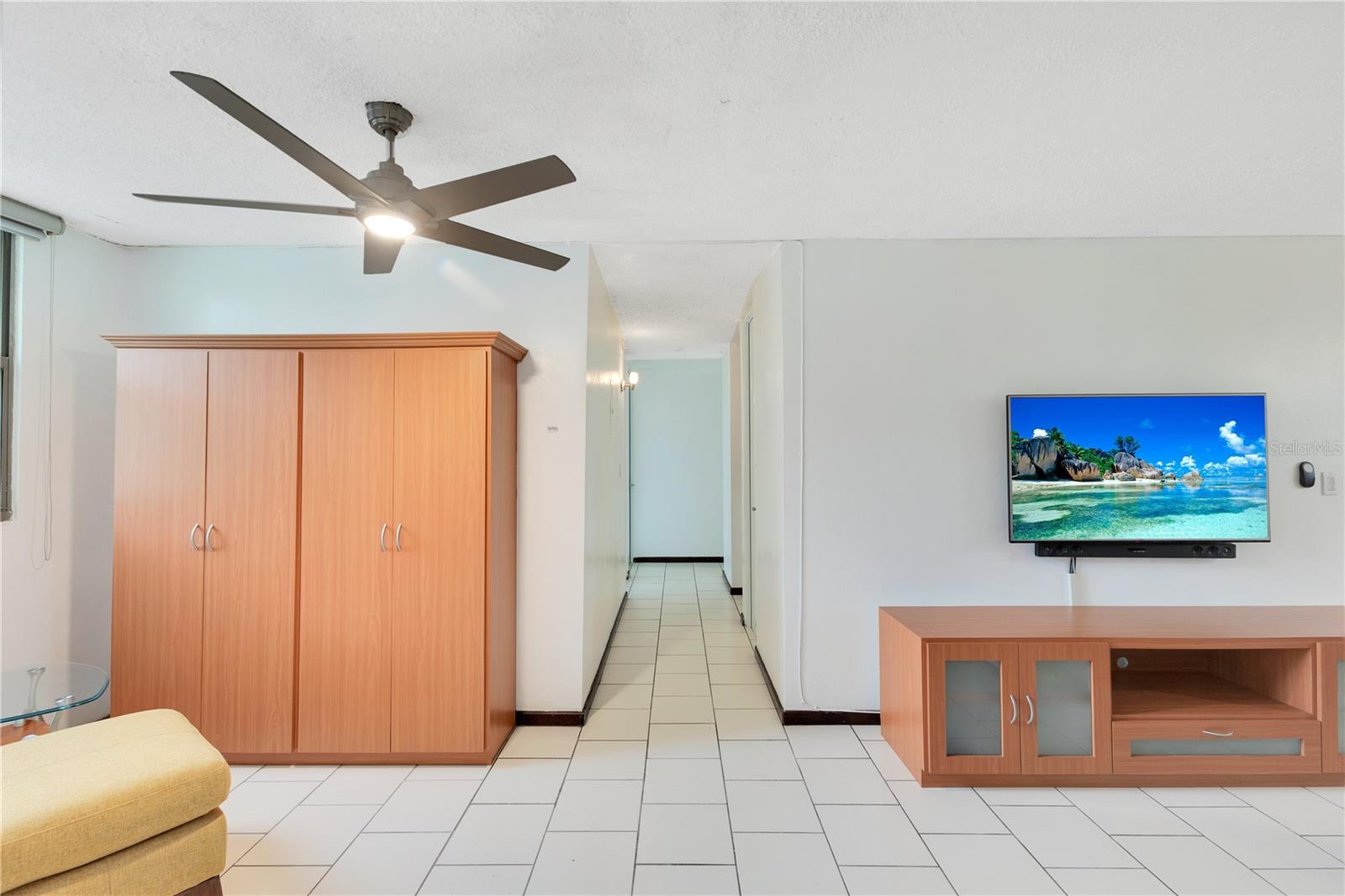 Cond. GOLDEN COURT II, HATO REY #H 202