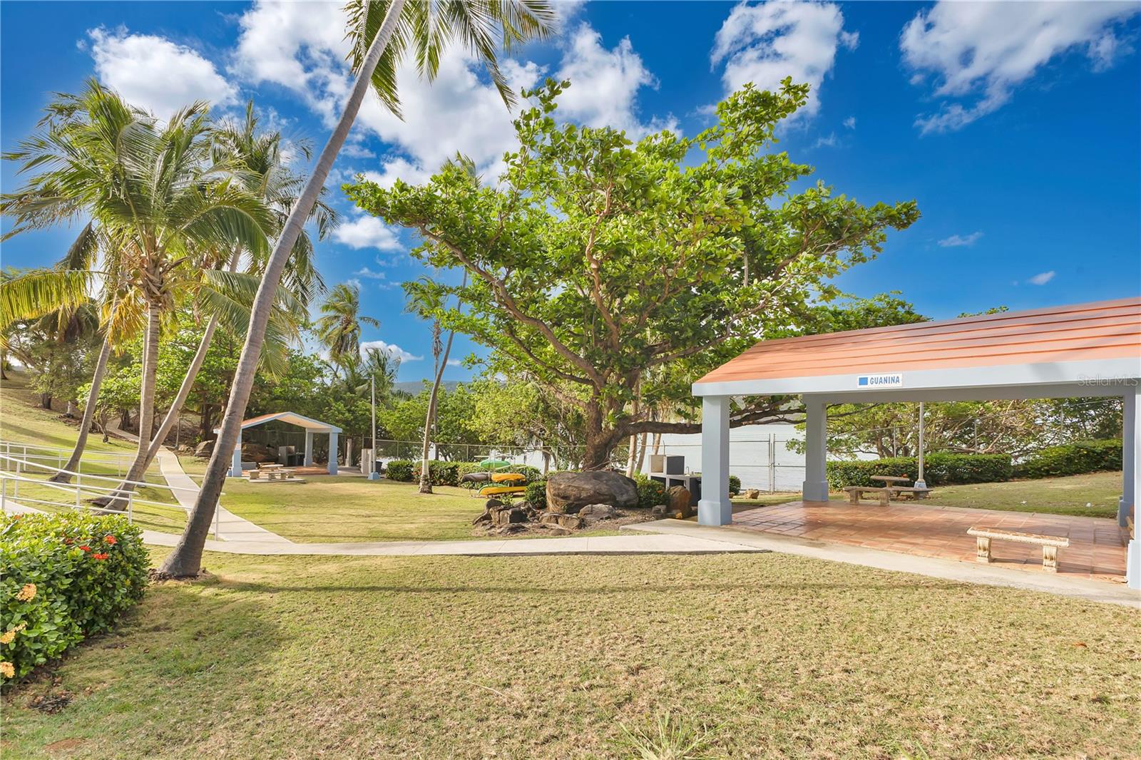 200 CONDOMINIO DOS MARINAS II. MARINA VIEW AVE #2410