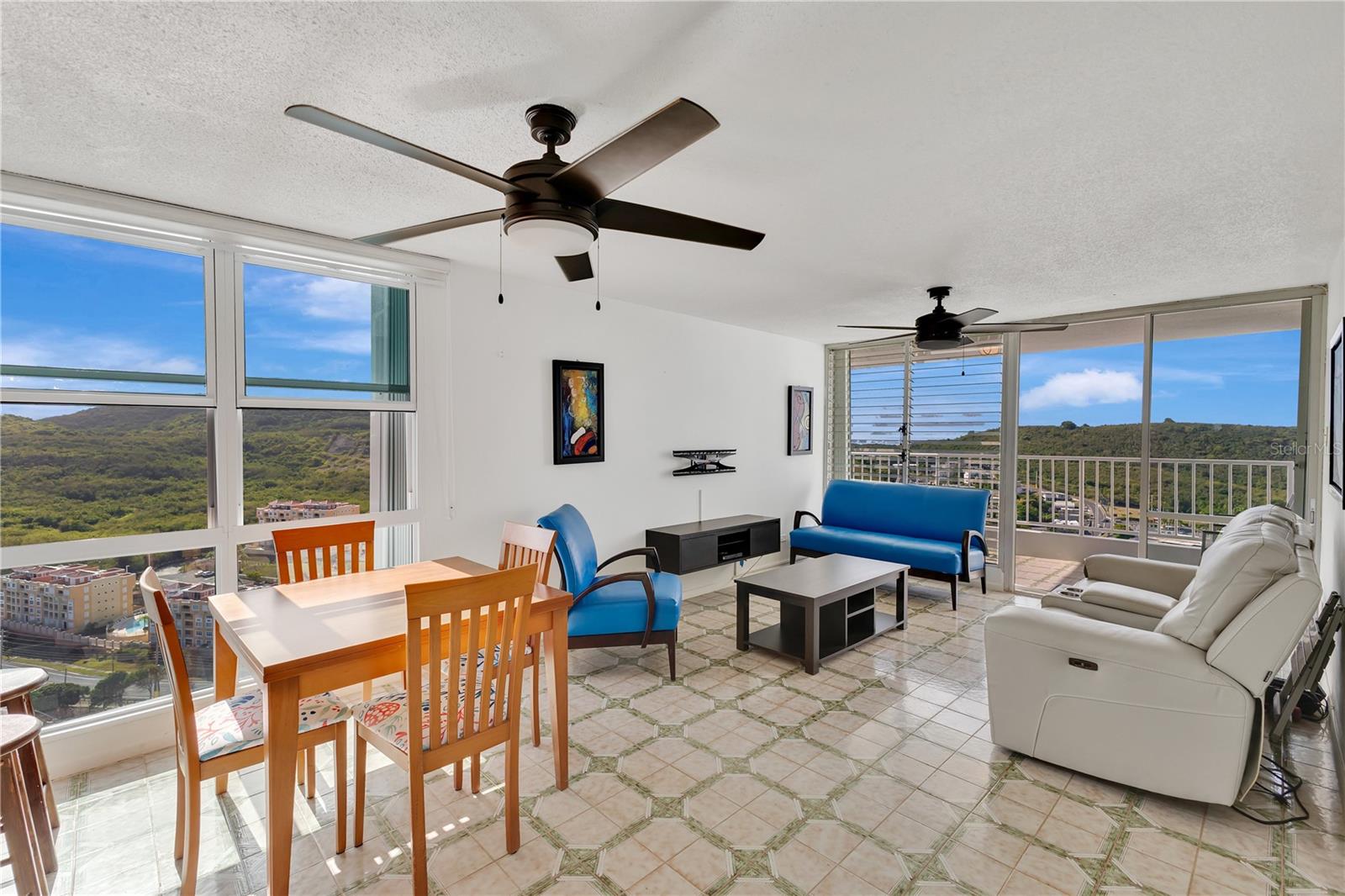 200 CONDOMINIO DOS MARINAS II. MARINA VIEW AVE #2410