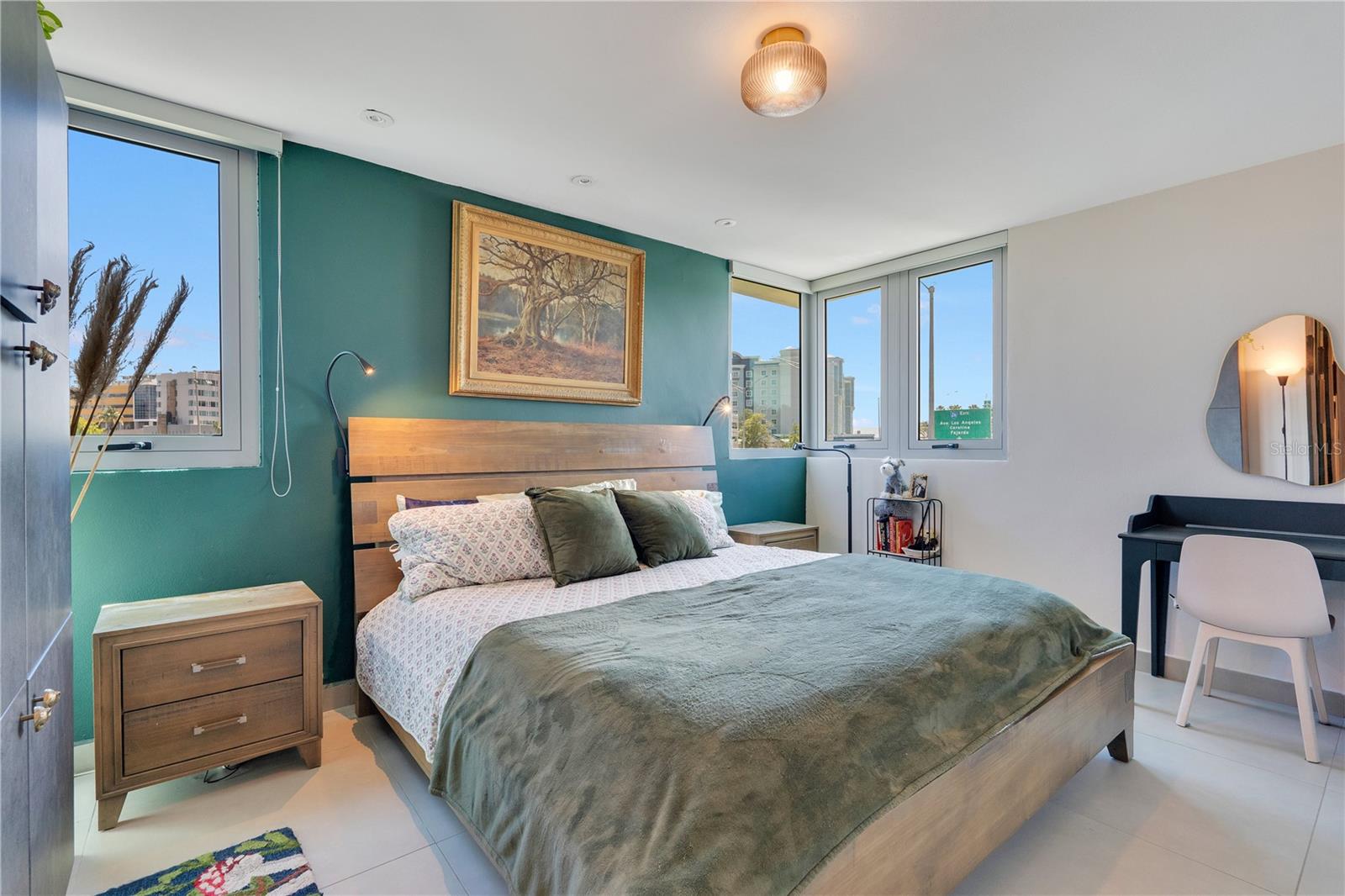 1445 MARGINAL VILLAMAR #821