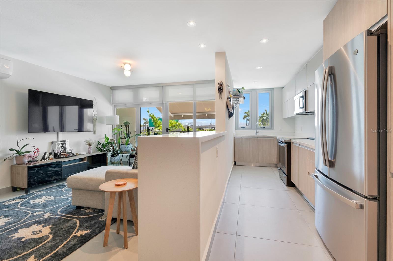 1445 MARGINAL VILLAMAR #821