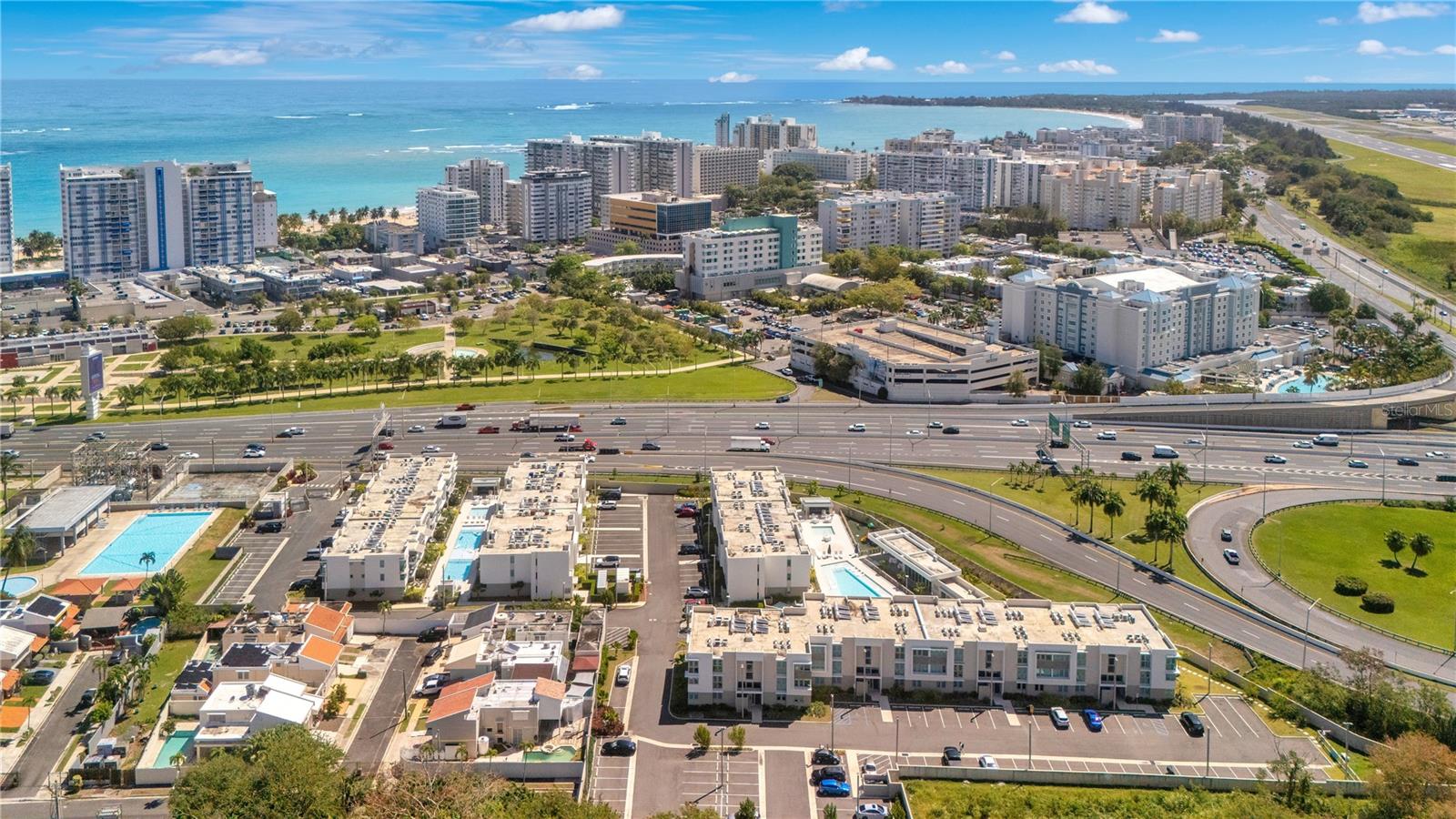 1445 MARGINAL VILLAMAR #821