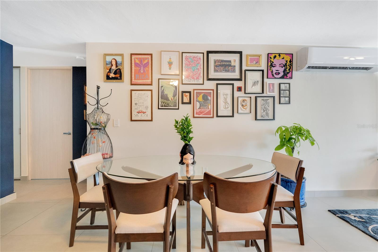 1445 MARGINAL VILLAMAR #821