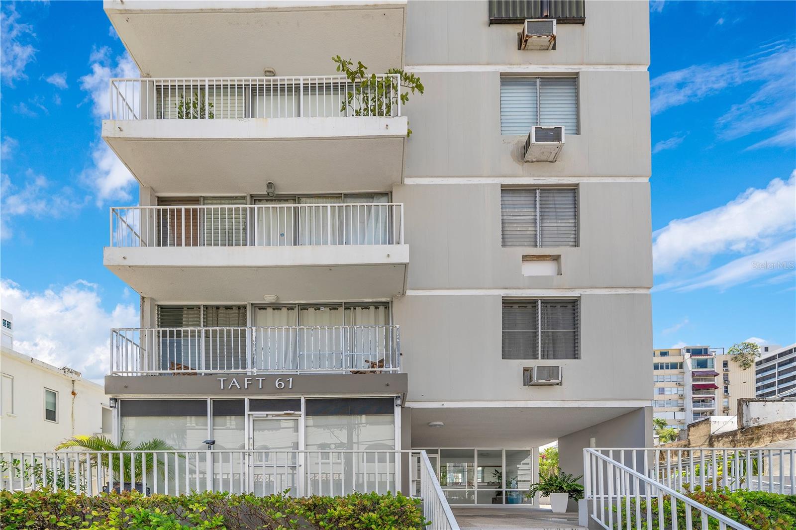 61 TAFT #101