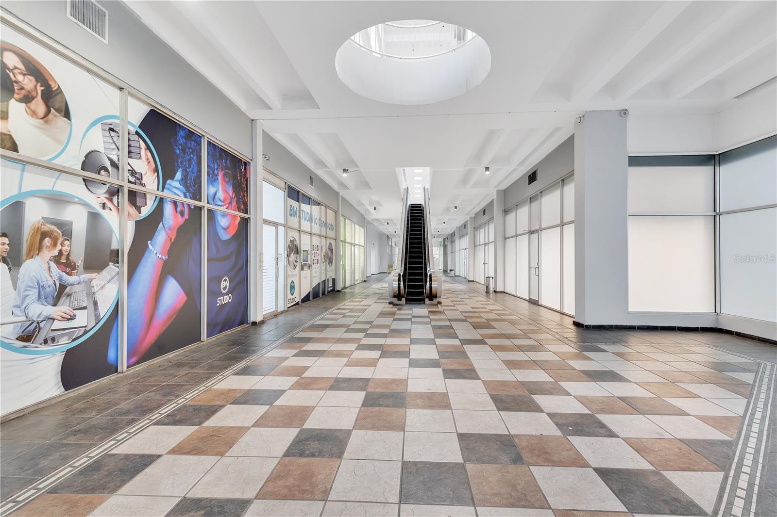 1607 AVE PONCE DE LEON #LM15