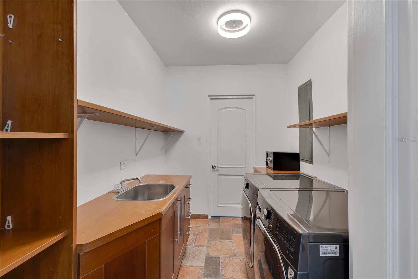 16 CALLE PALMA DE COCO