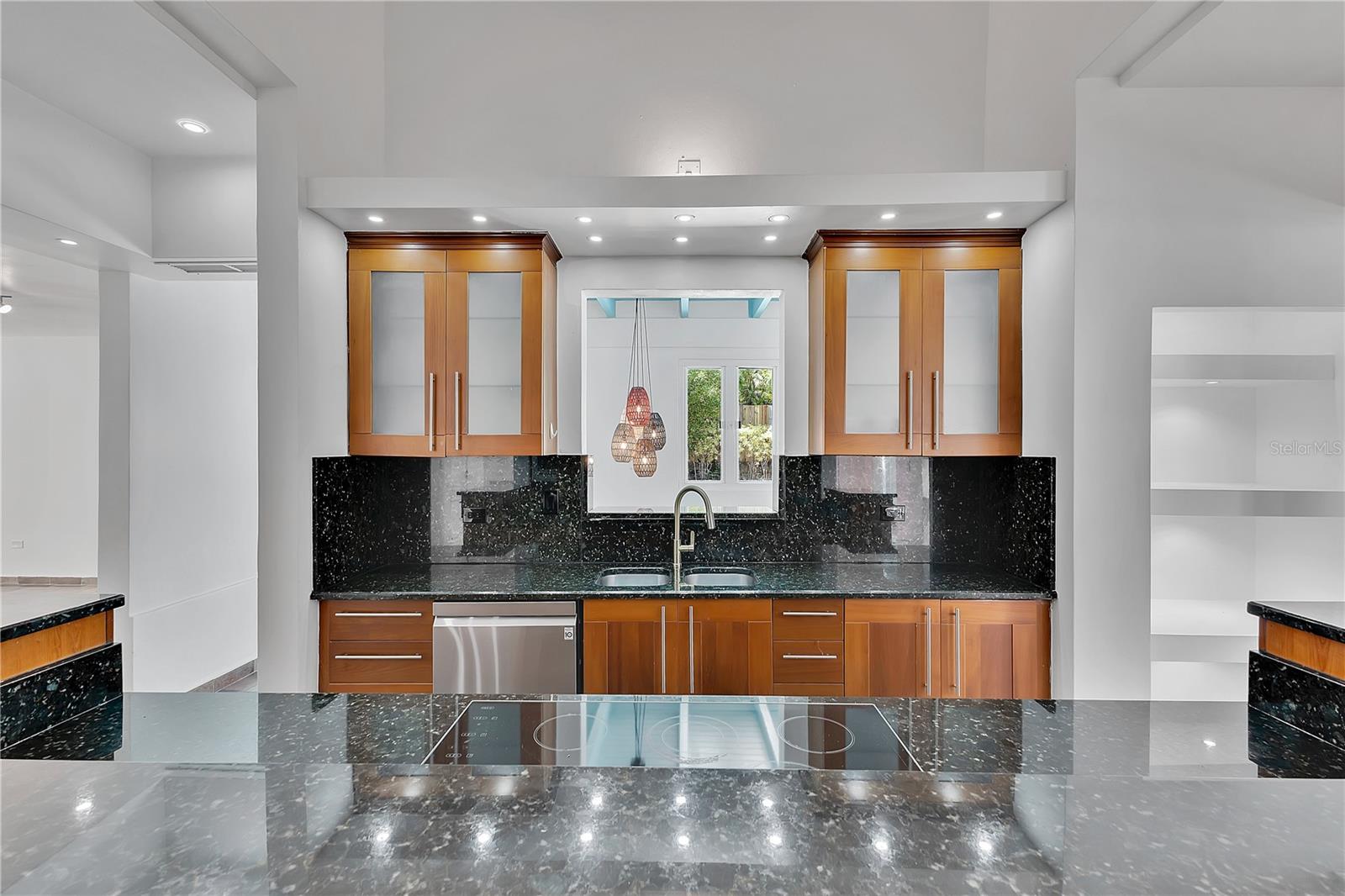 16 CALLE PALMA DE COCO