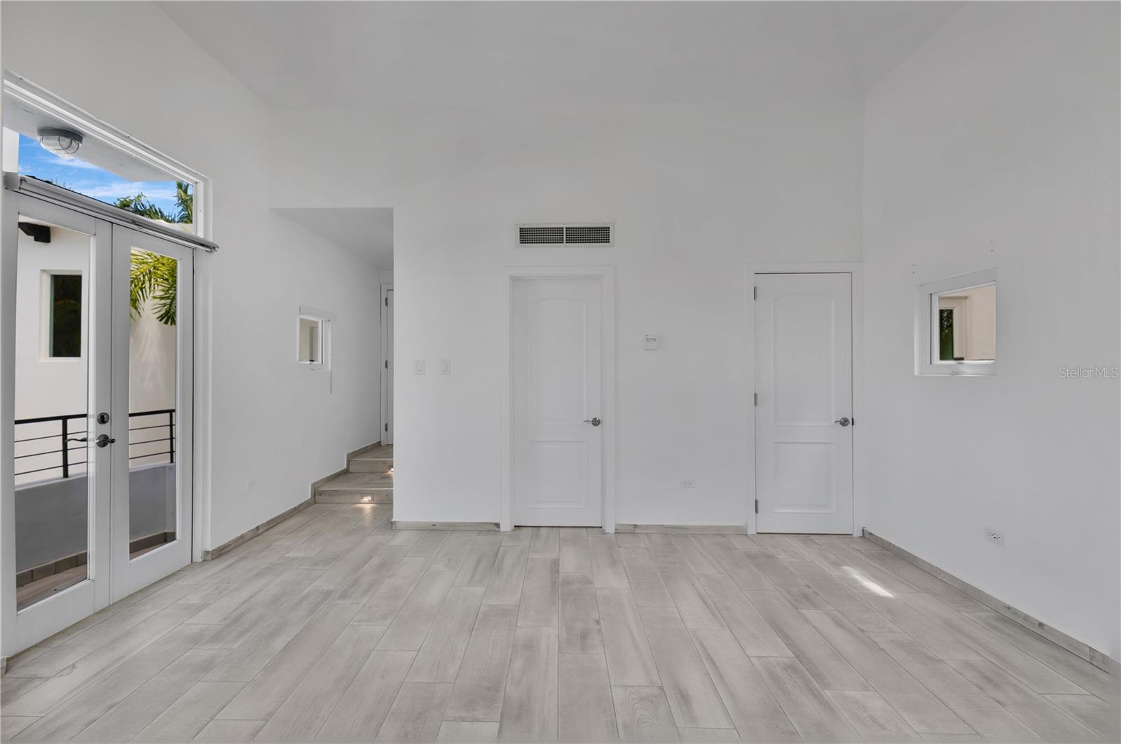 16 CALLE PALMA DE COCO