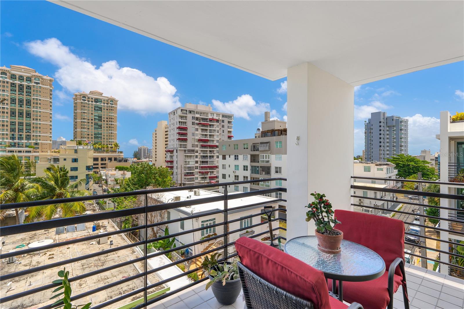 1554 LOPEZ LANDRON ST #408