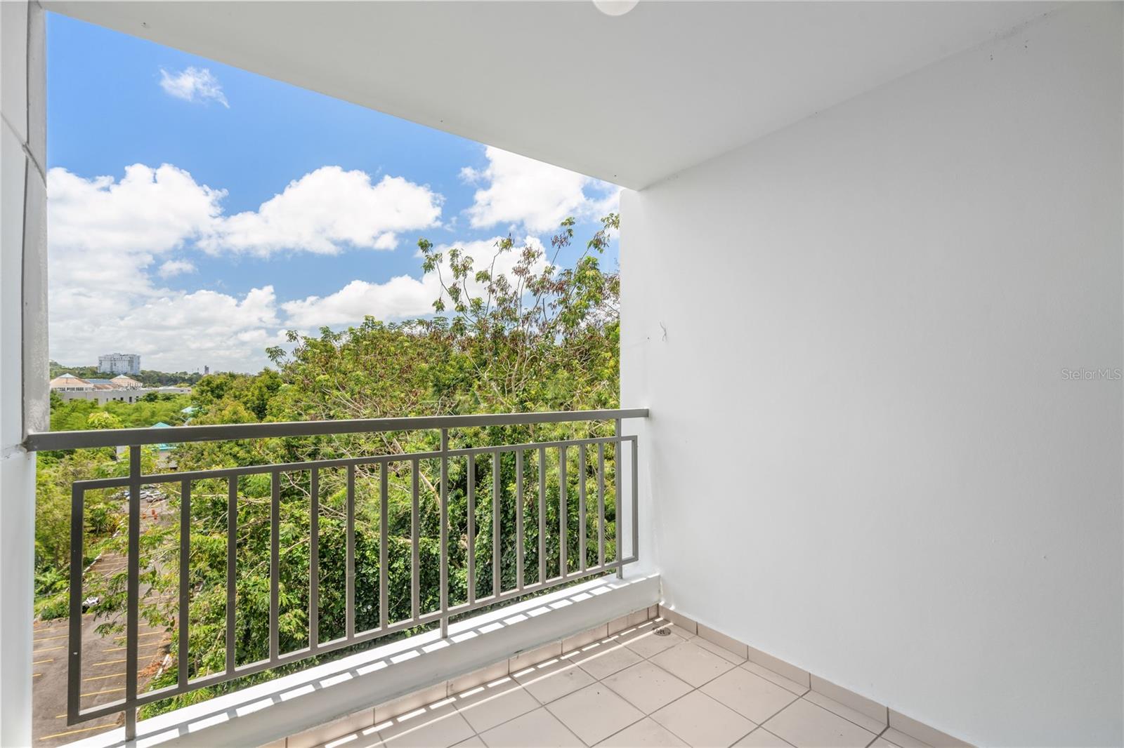 199 PASEO DEL BOSQUE CUPEY AVE #3511