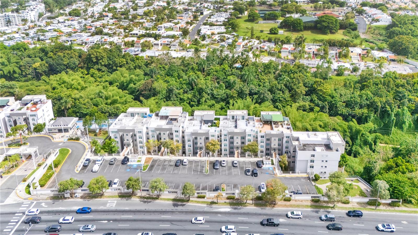 199 PASEO DEL BOSQUE CUPEY AVE #3511