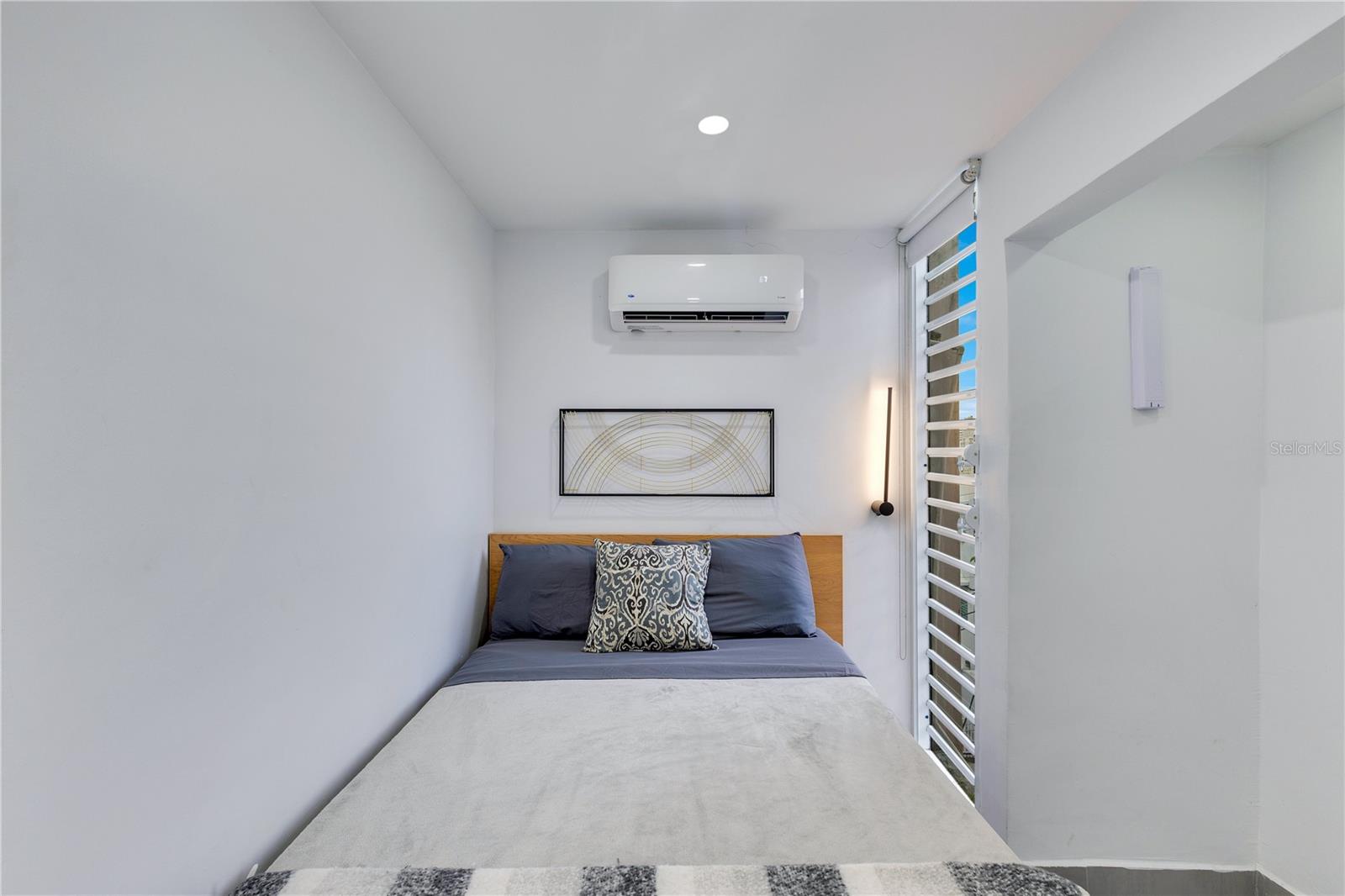 1603 CALLE LOIZA #404