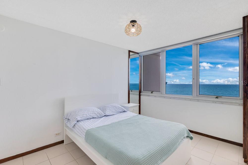 3103 CONDESA DEL MAR AVE ISLA VERDE #601