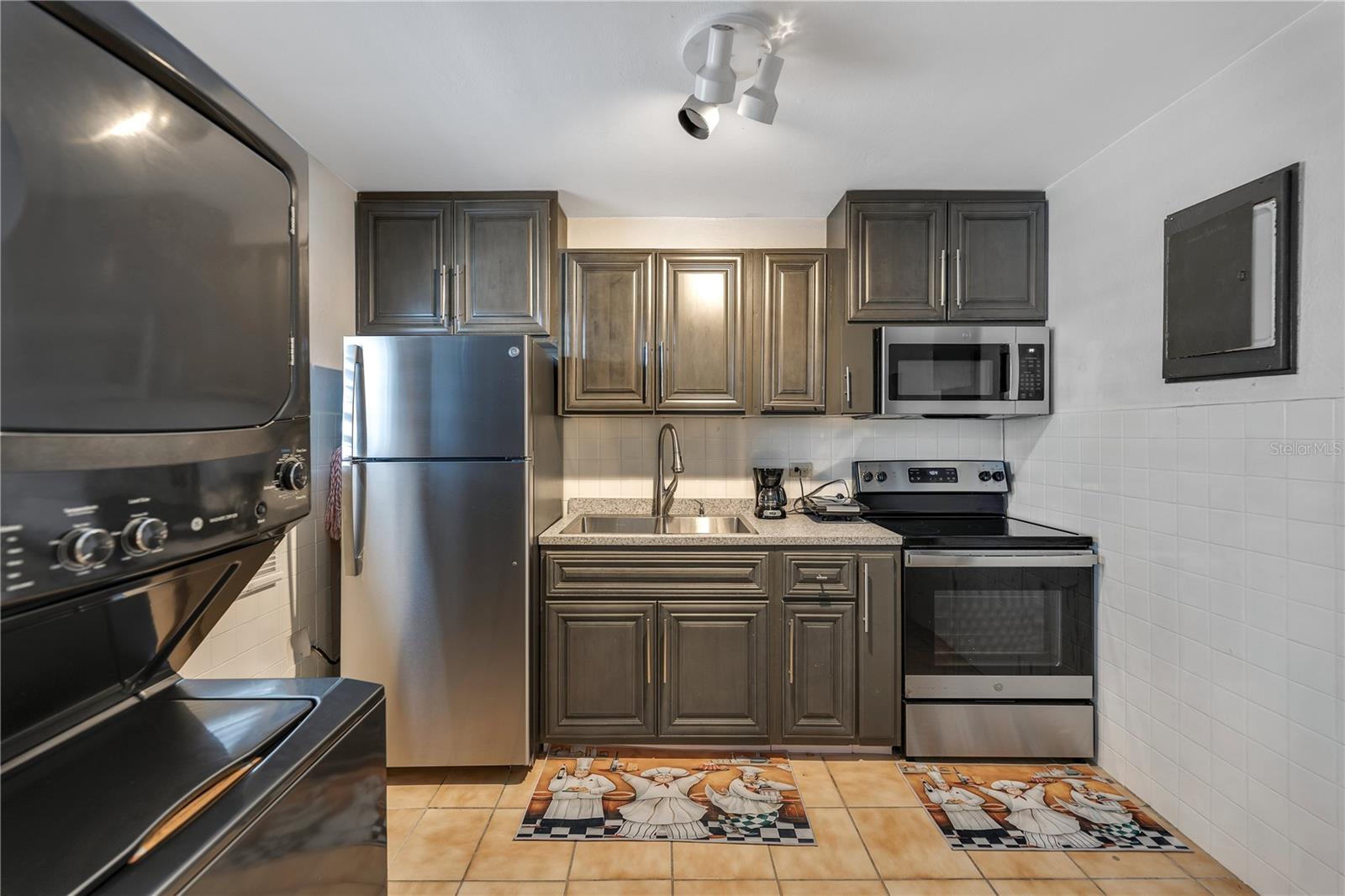 301 CONDOMINIO SAN GABRIEL #301