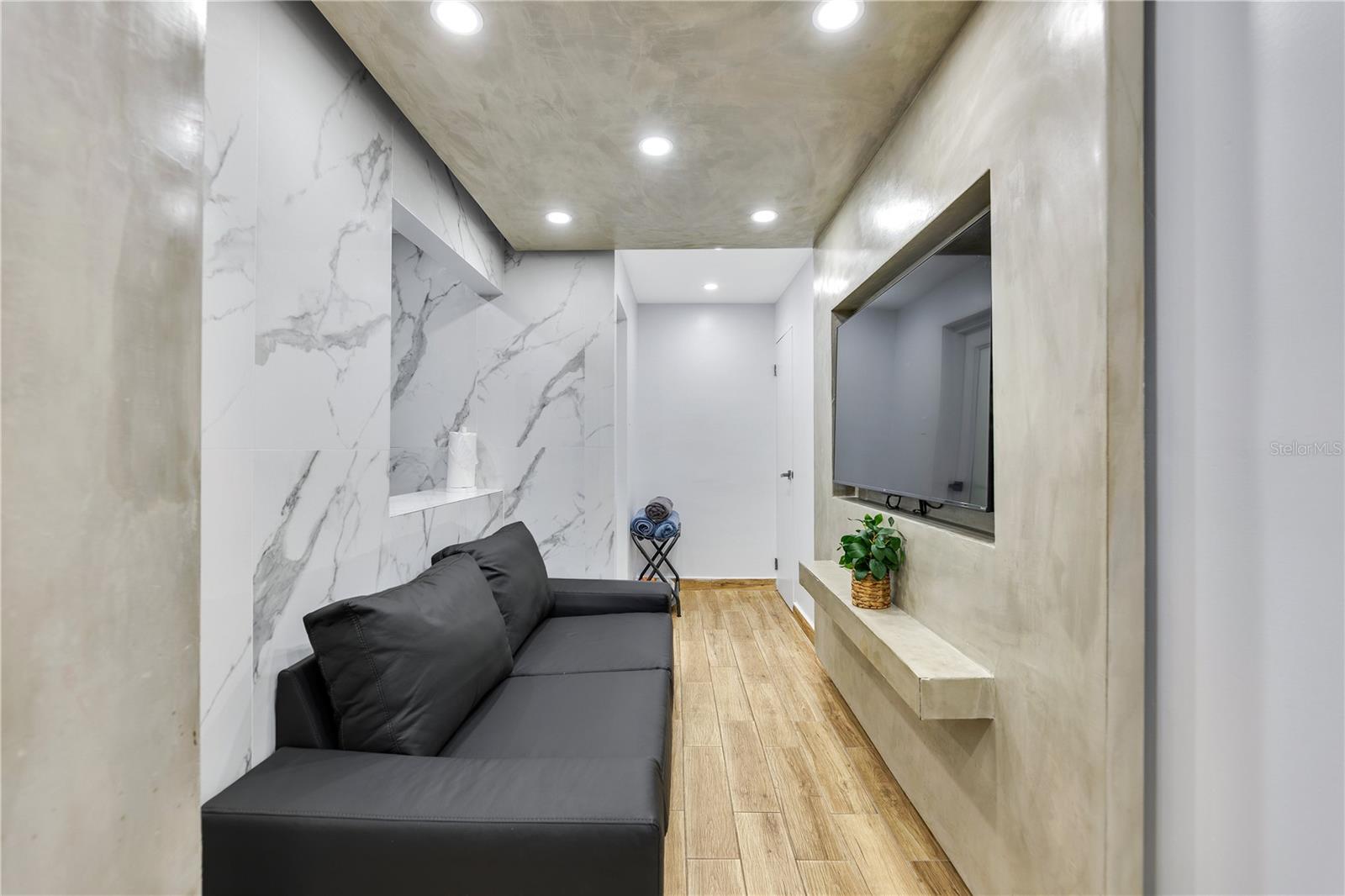 110 CALLE DEL PARQUE #9J