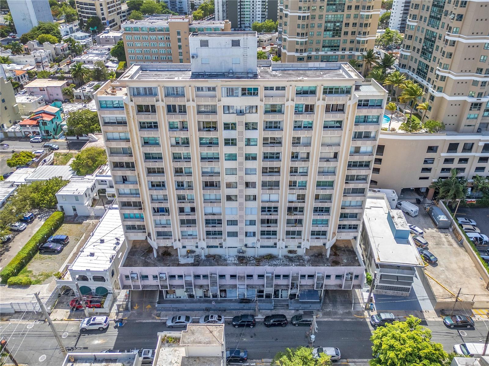 110 CALLE DEL PARQUE #9J