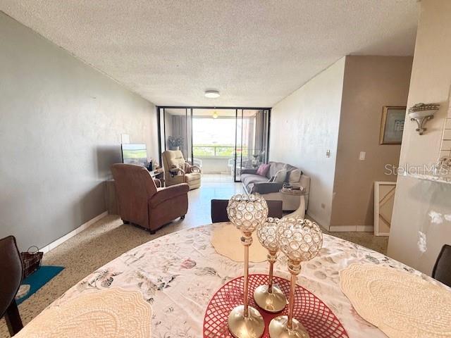 Cond. Laguna Gardens 2 AVE. LAGUNA #8E