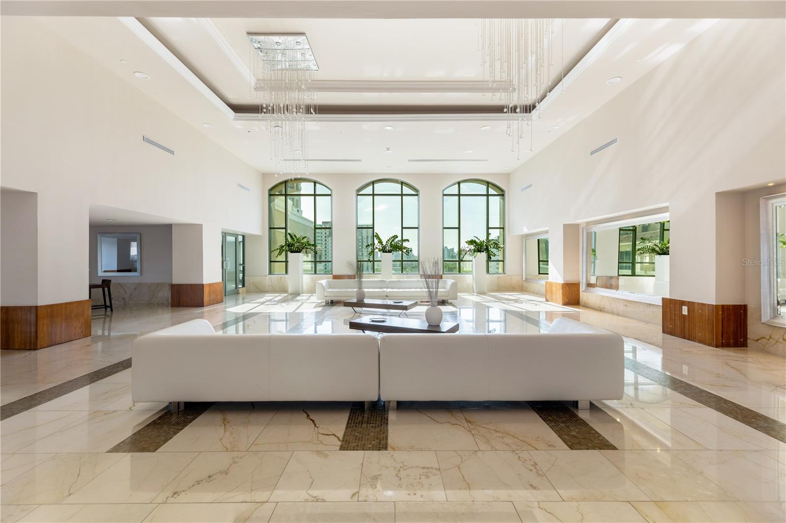 103 AVENIDA DE DIEGO #1801