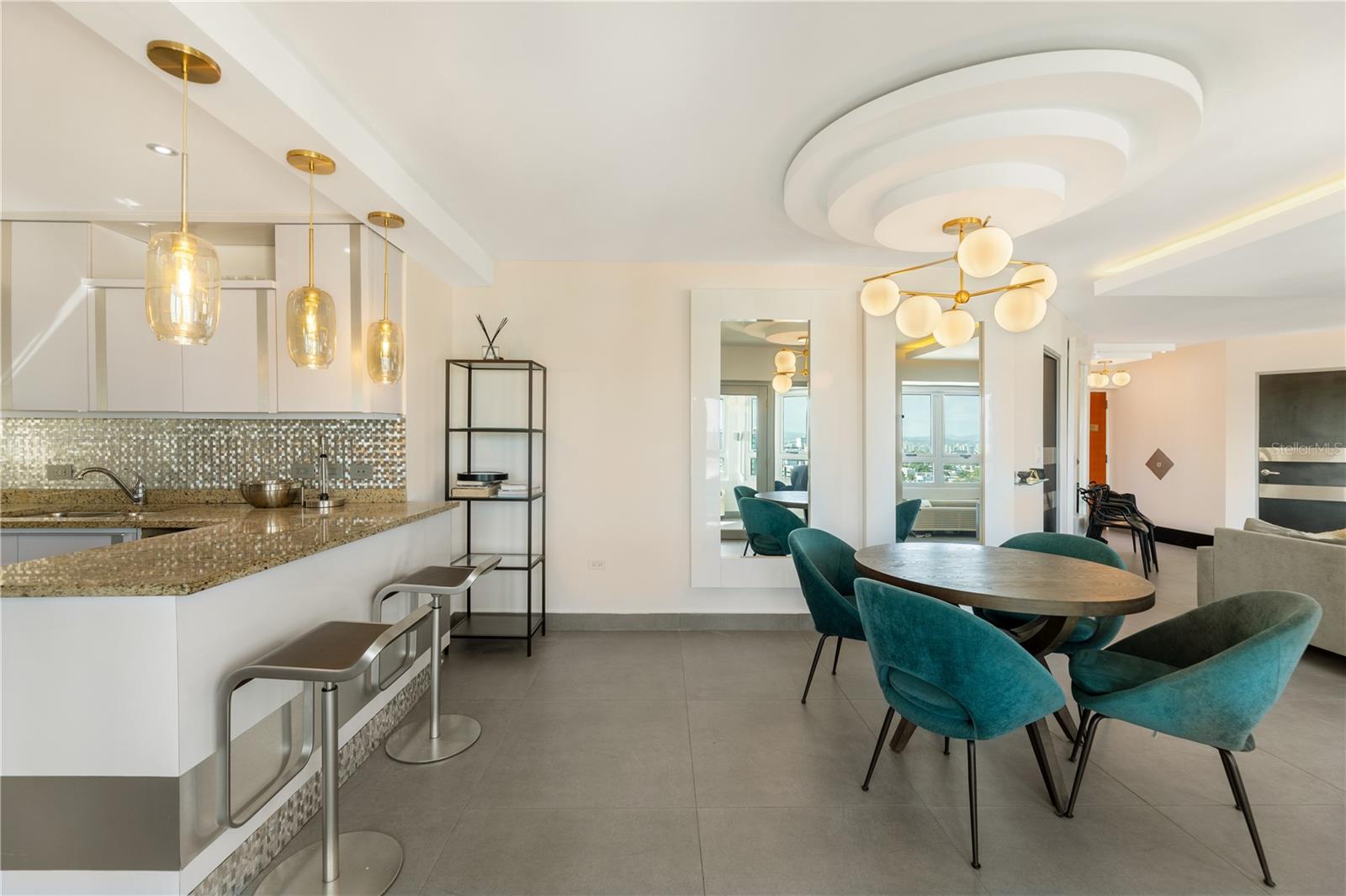 103 AVENIDA DE DIEGO #1801