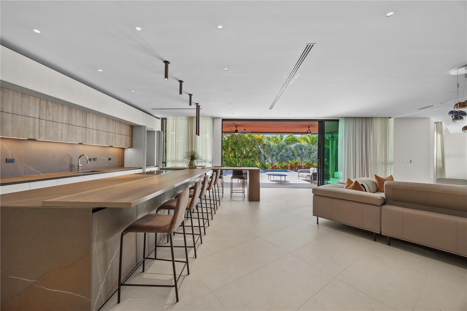 36 DORADO COUNTRY ESTATES