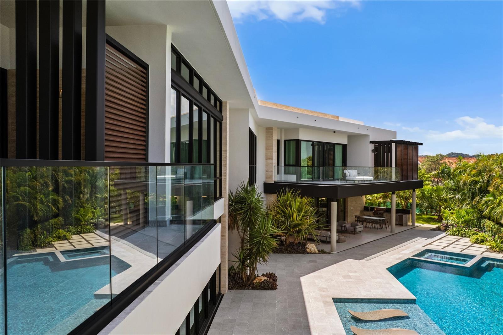 36 DORADO COUNTRY ESTATES