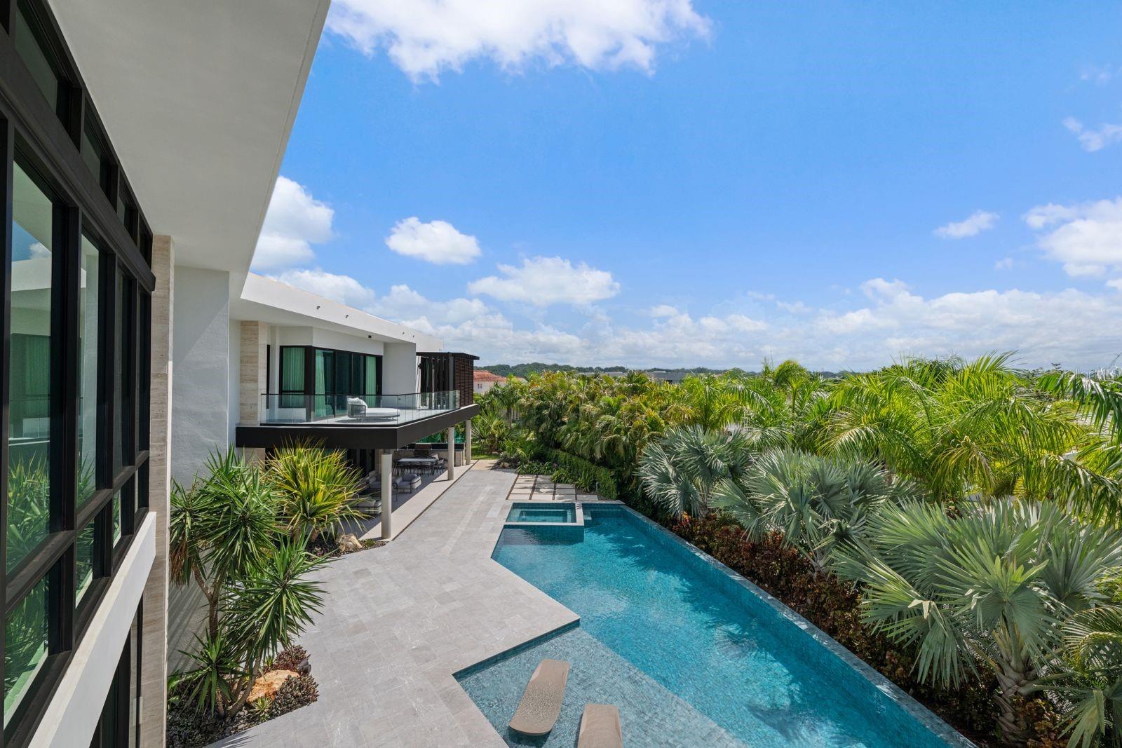 36 DORADO COUNTRY ESTATES