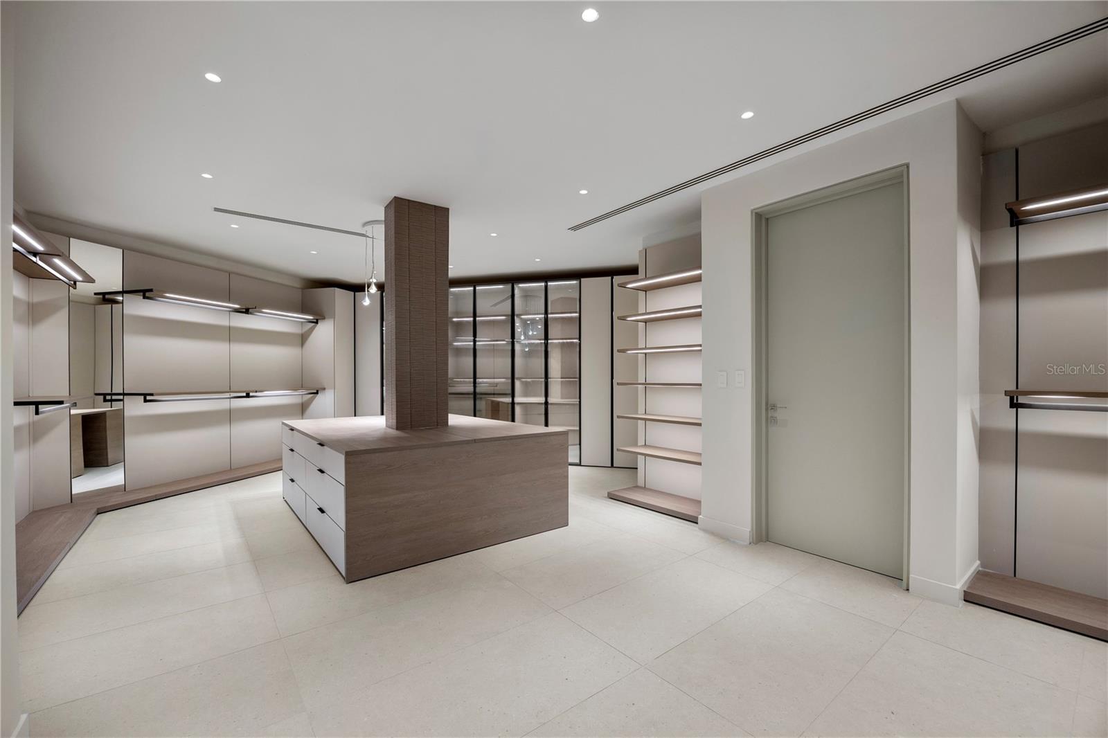 36 DORADO COUNTRY ESTATES