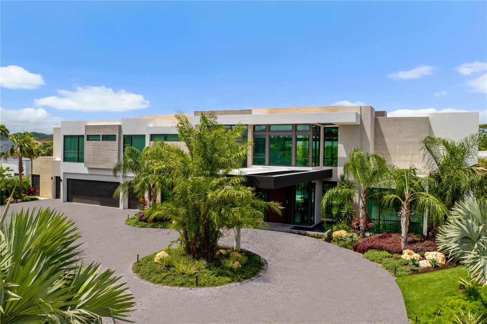 36 DORADO COUNTRY ESTATES