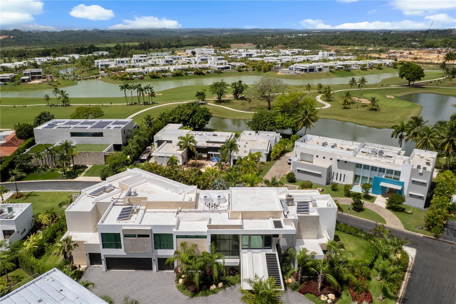 36 DORADO COUNTRY ESTATES