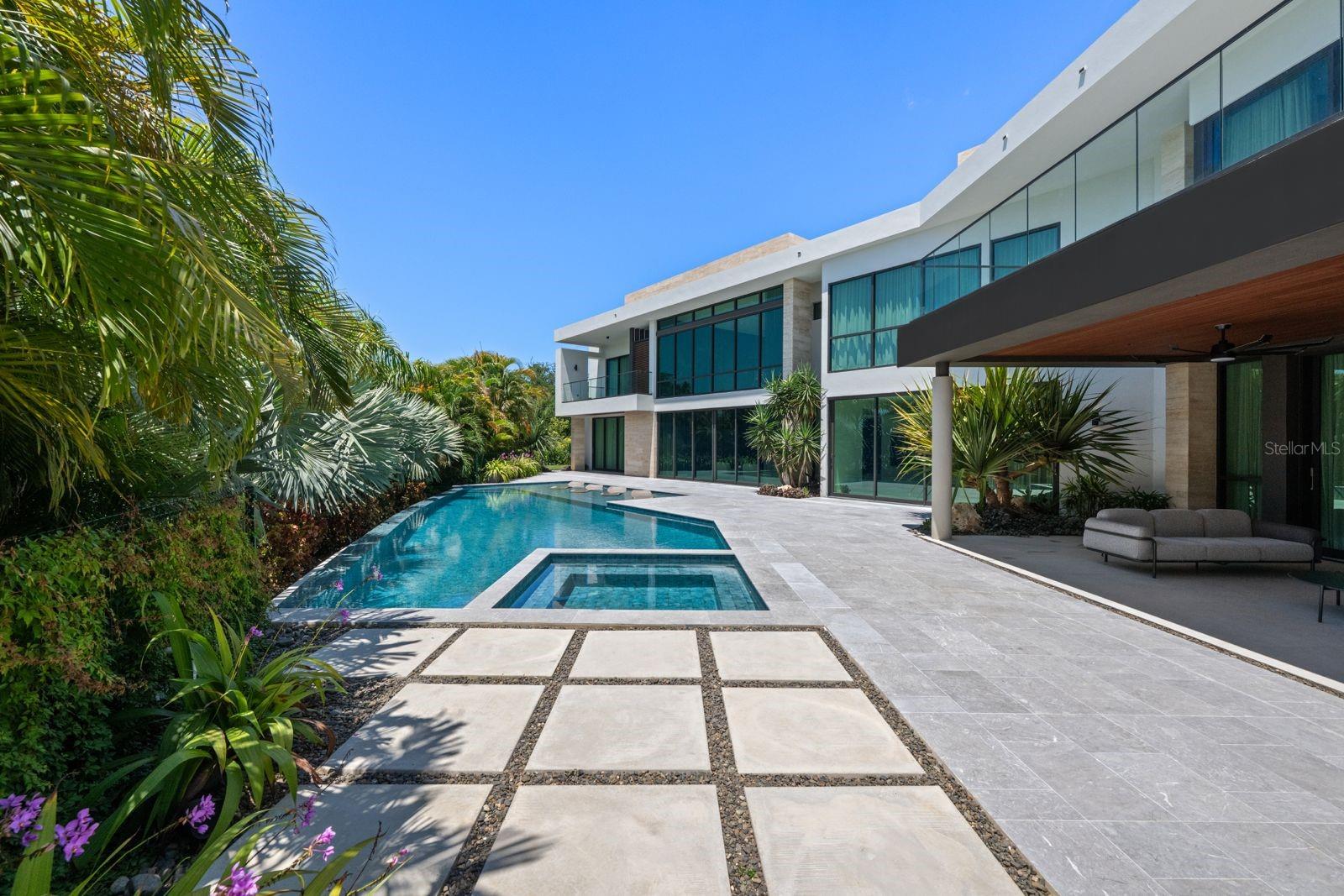 36 DORADO COUNTRY ESTATES