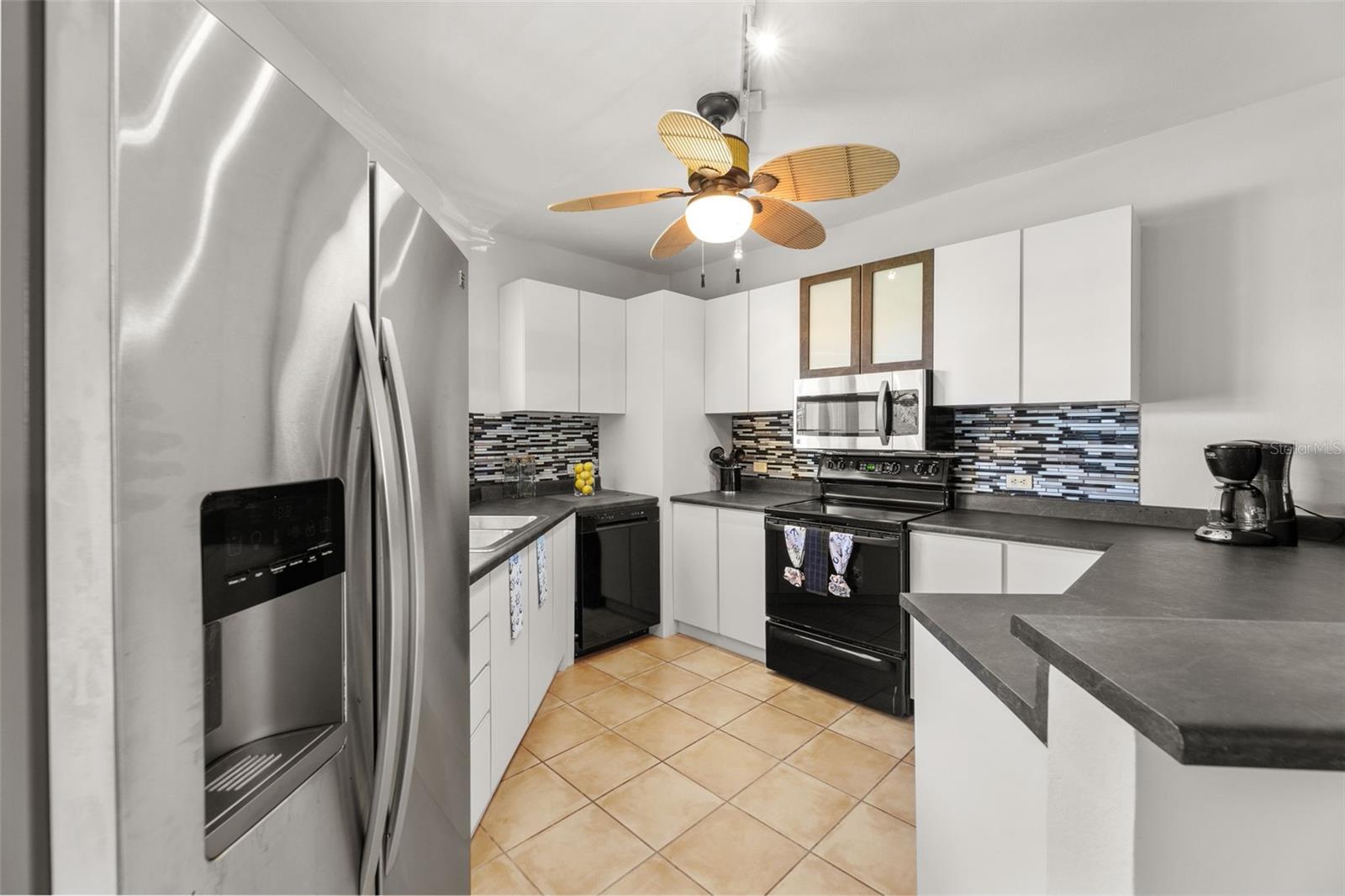 190 CANDELERO DRIVE #9247