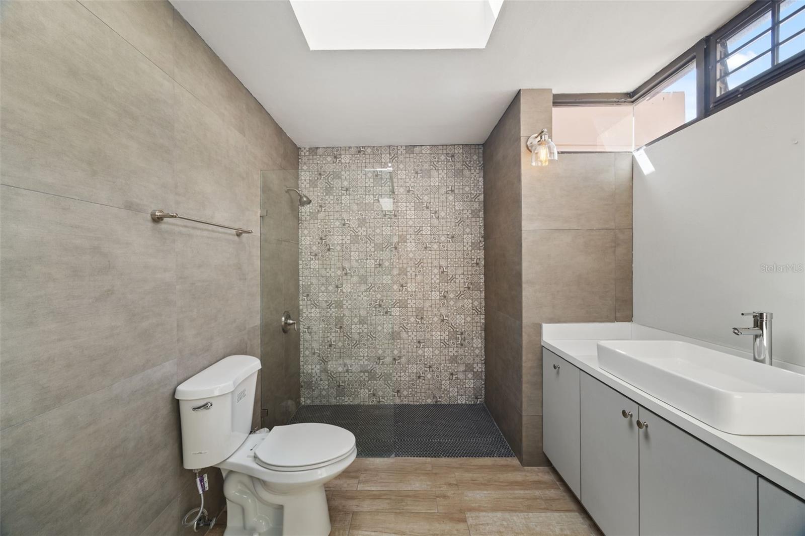 180 PALMAS DR HUMACAO