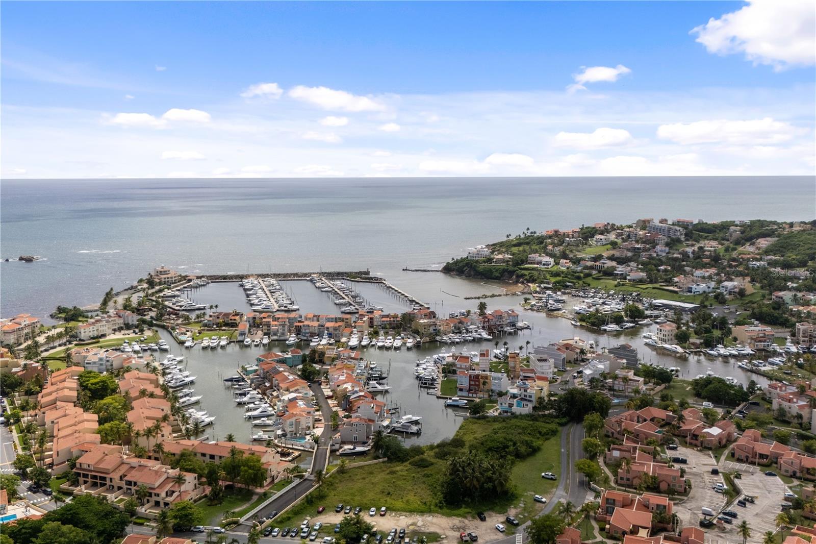 180 PALMAS DR HUMACAO