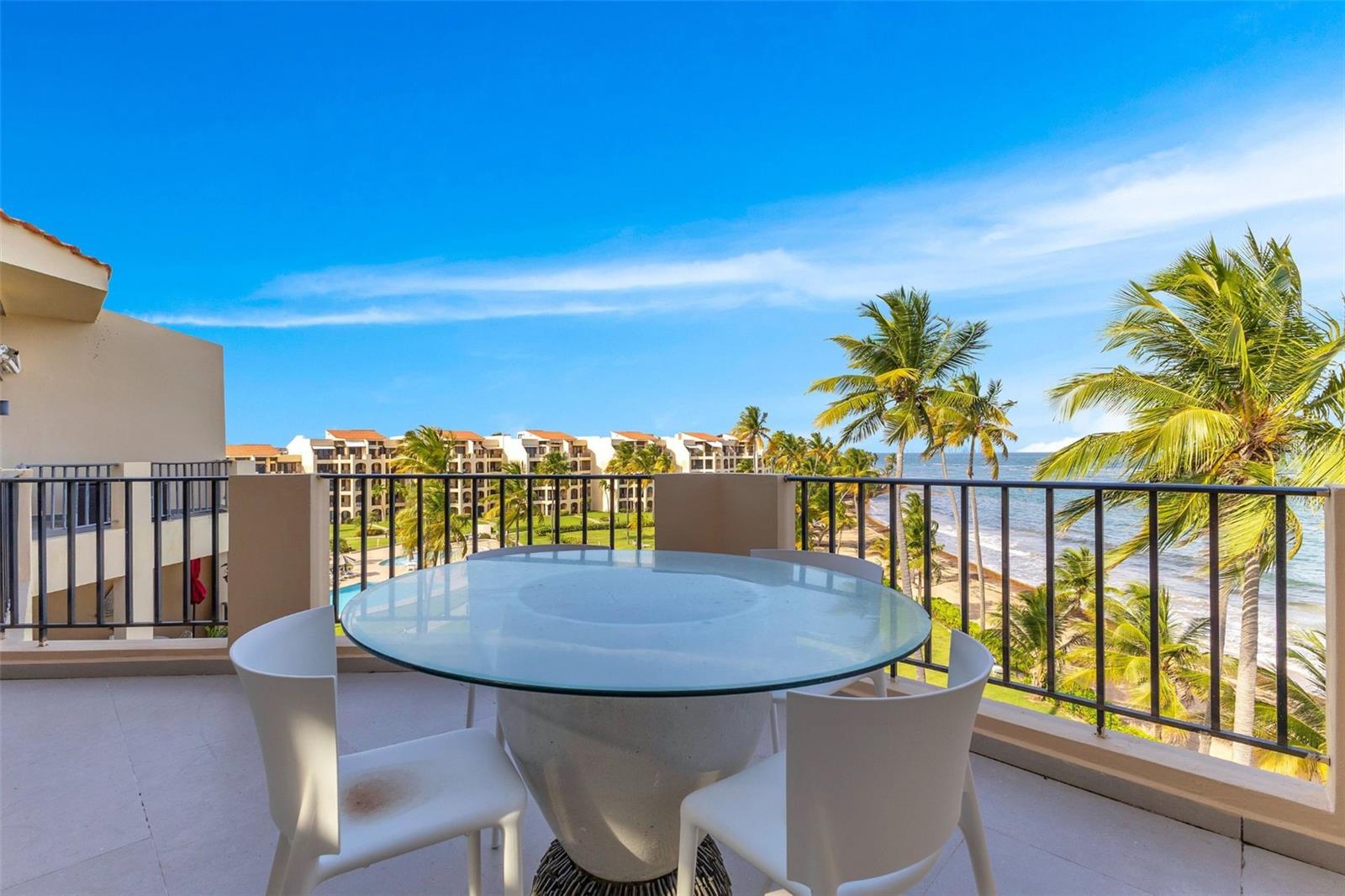190 CANDELERO RD,CRESCENT BEACH CONDOMINIUM #PH129