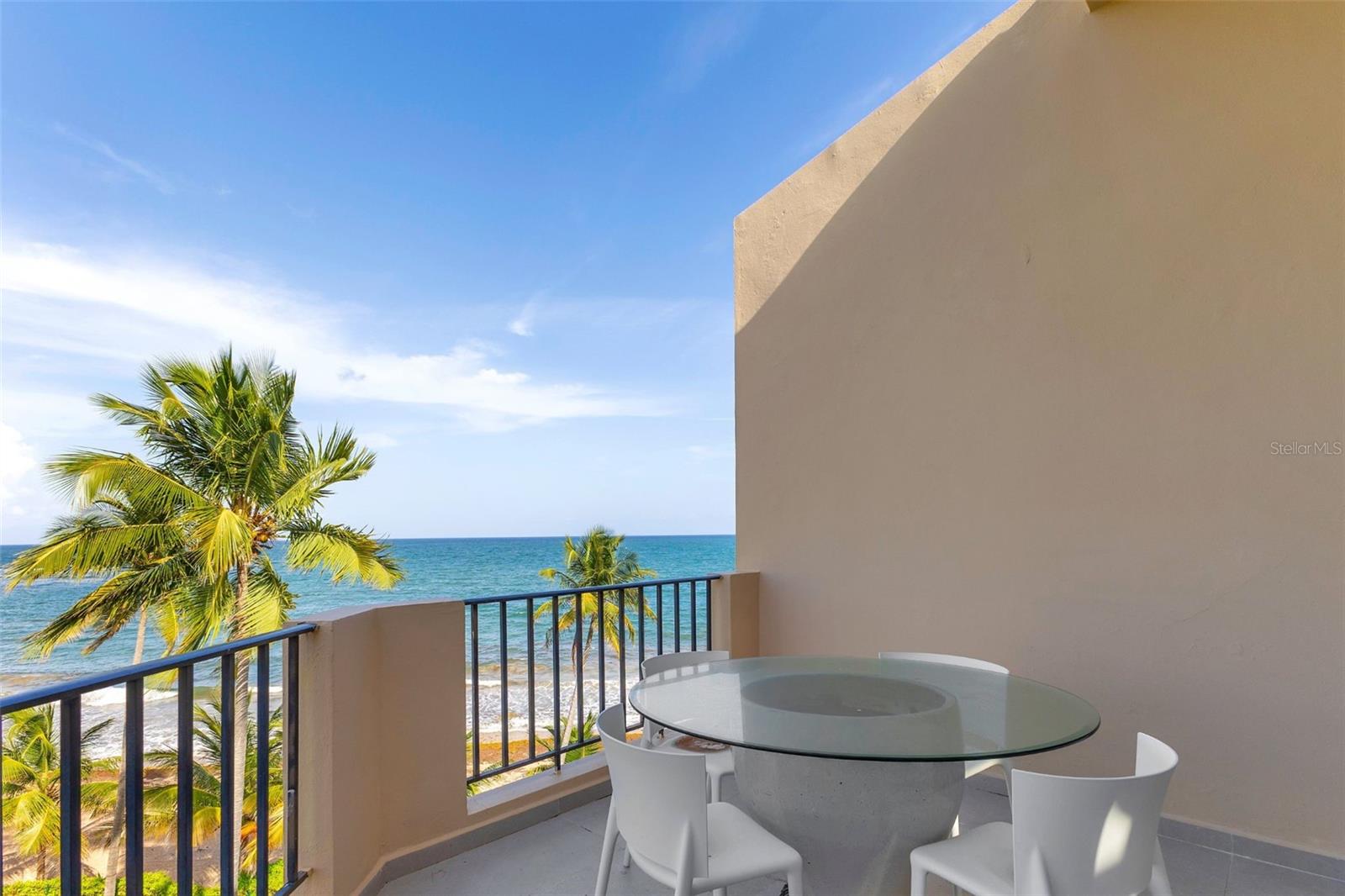 190 CANDELERO RD,CRESCENT BEACH CONDOMINIUM #PH129