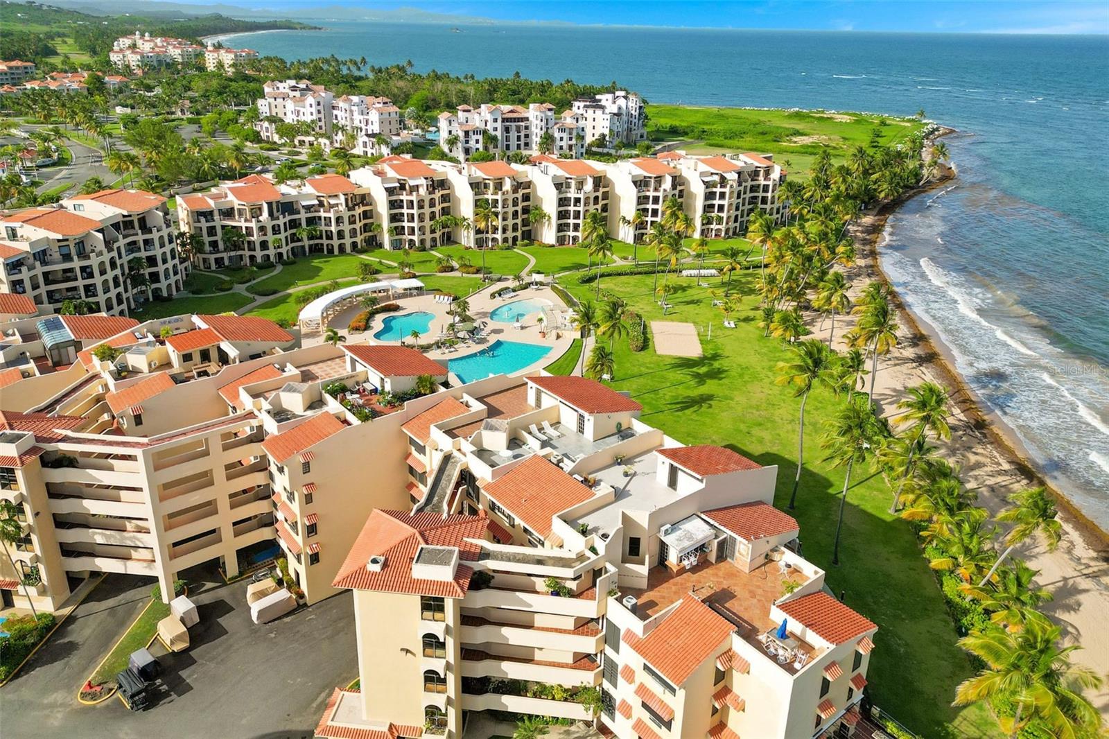 190 CANDELERO RD,CRESCENT BEACH CONDOMINIUM #PH129