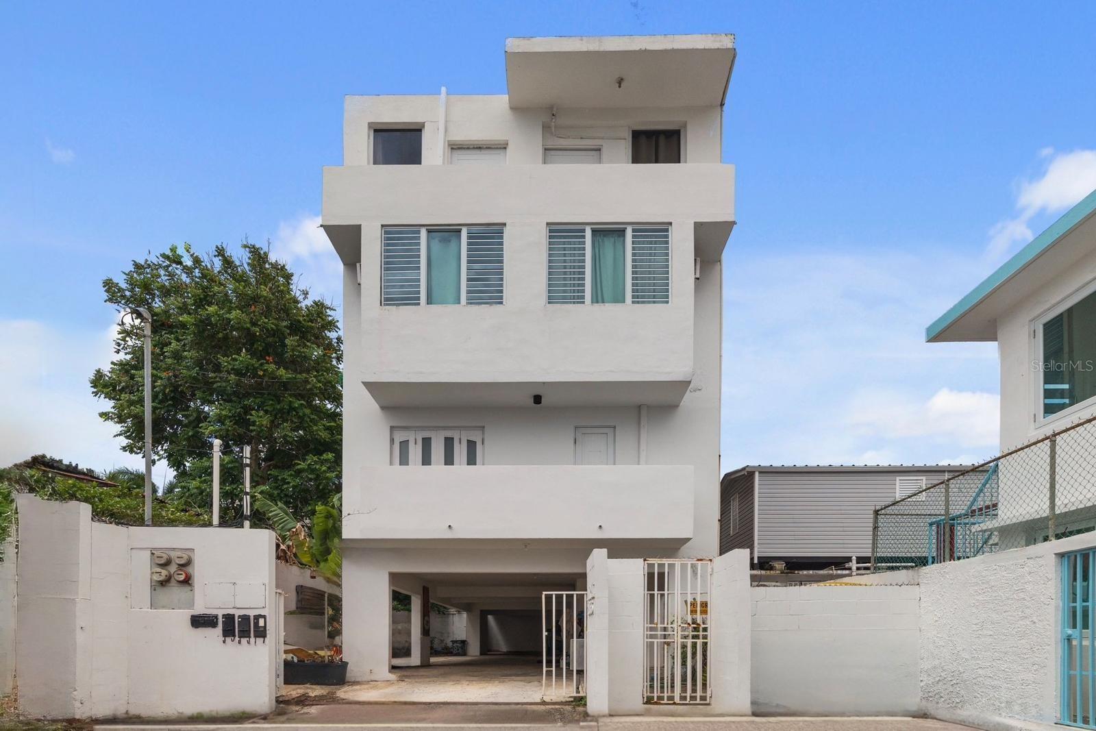 1855 CALLE PABELLONES #A2